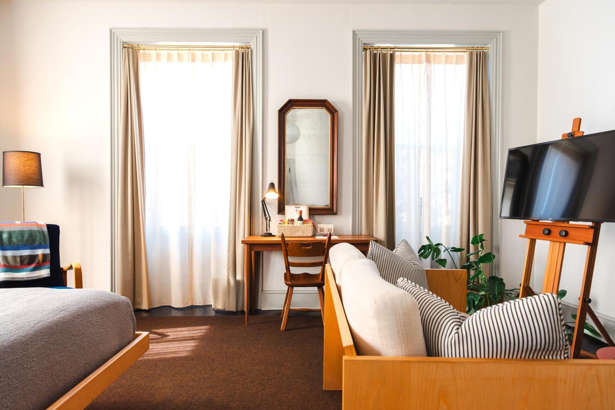 Hotel Kinsley Кінгстон Екстер'єр фото